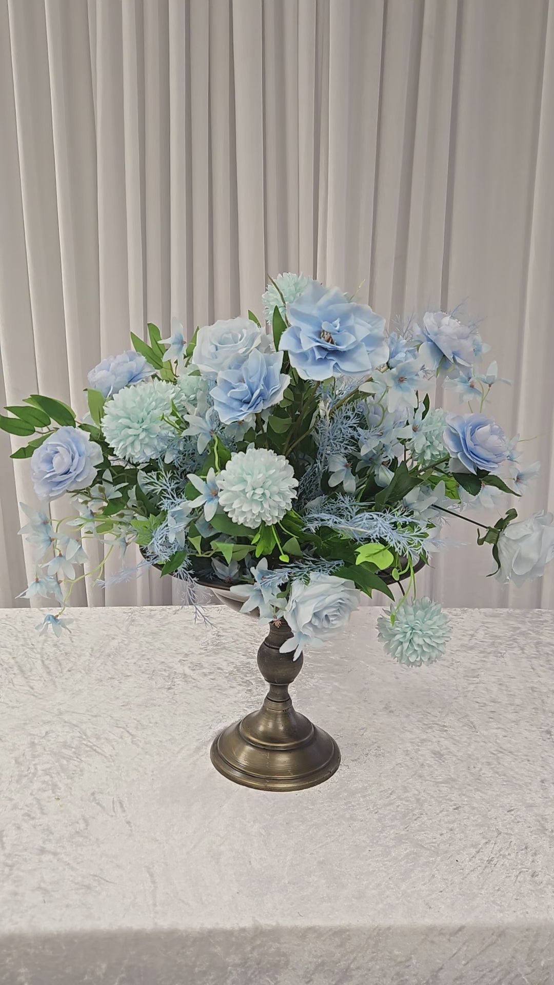 Load video: Light Blue Center piece