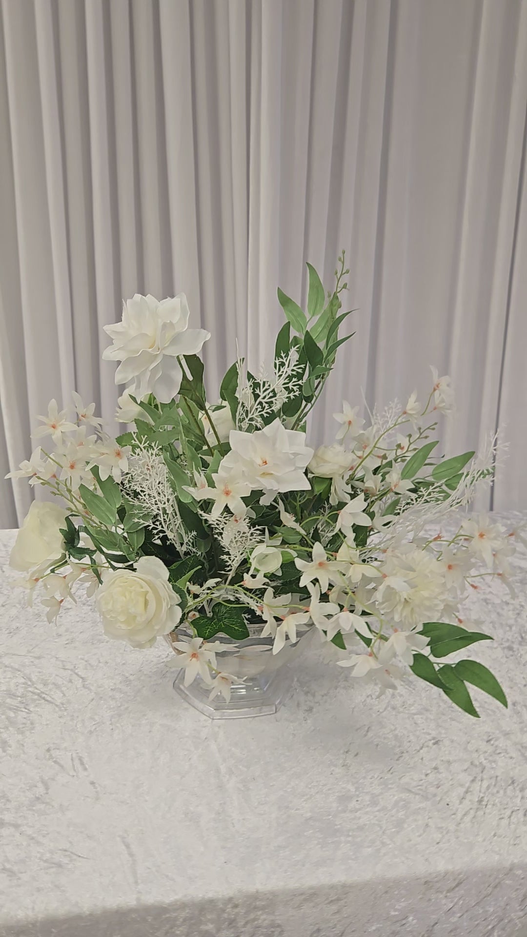 Load video: White and Green Center piece