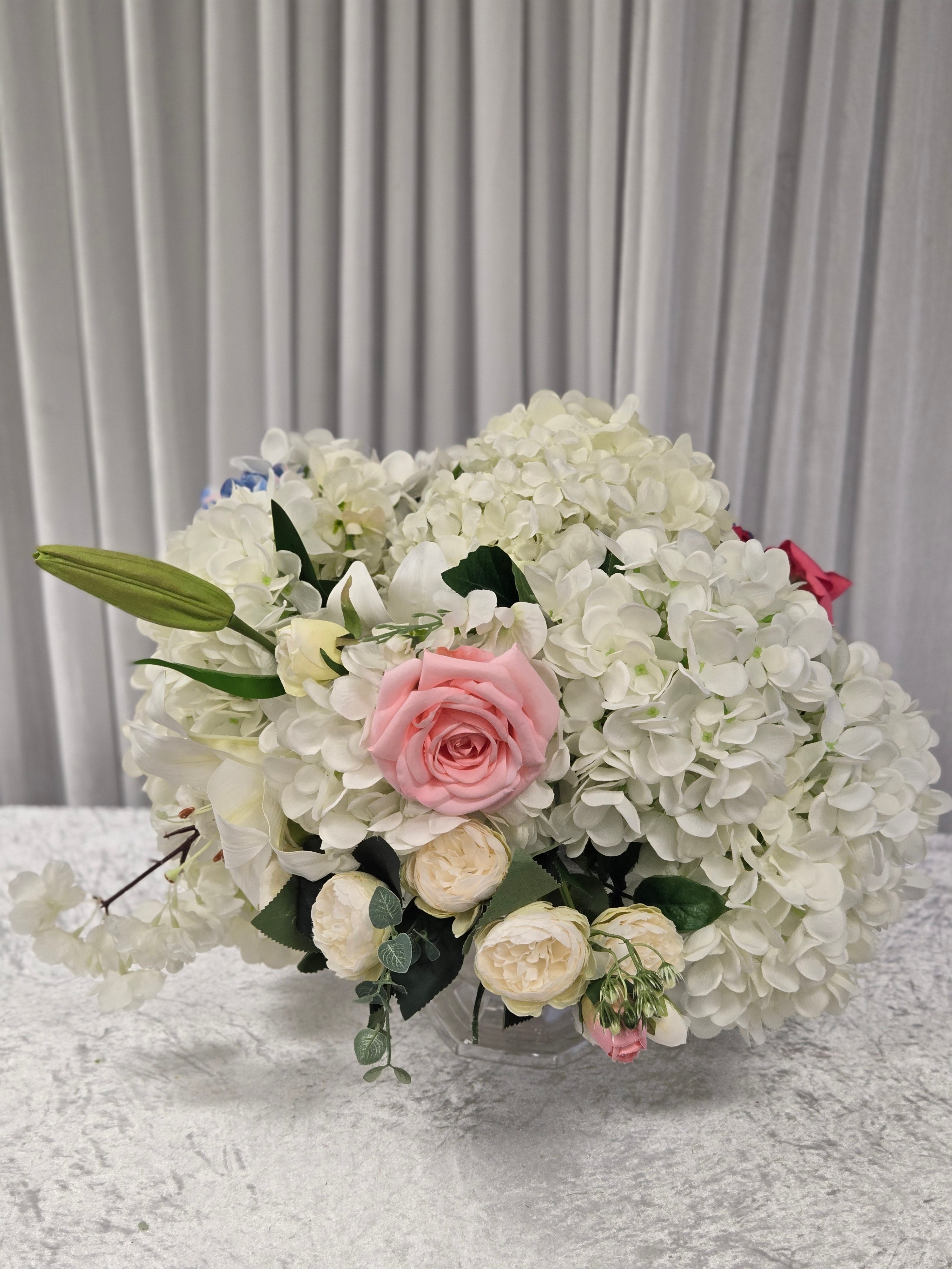 White Center piece
