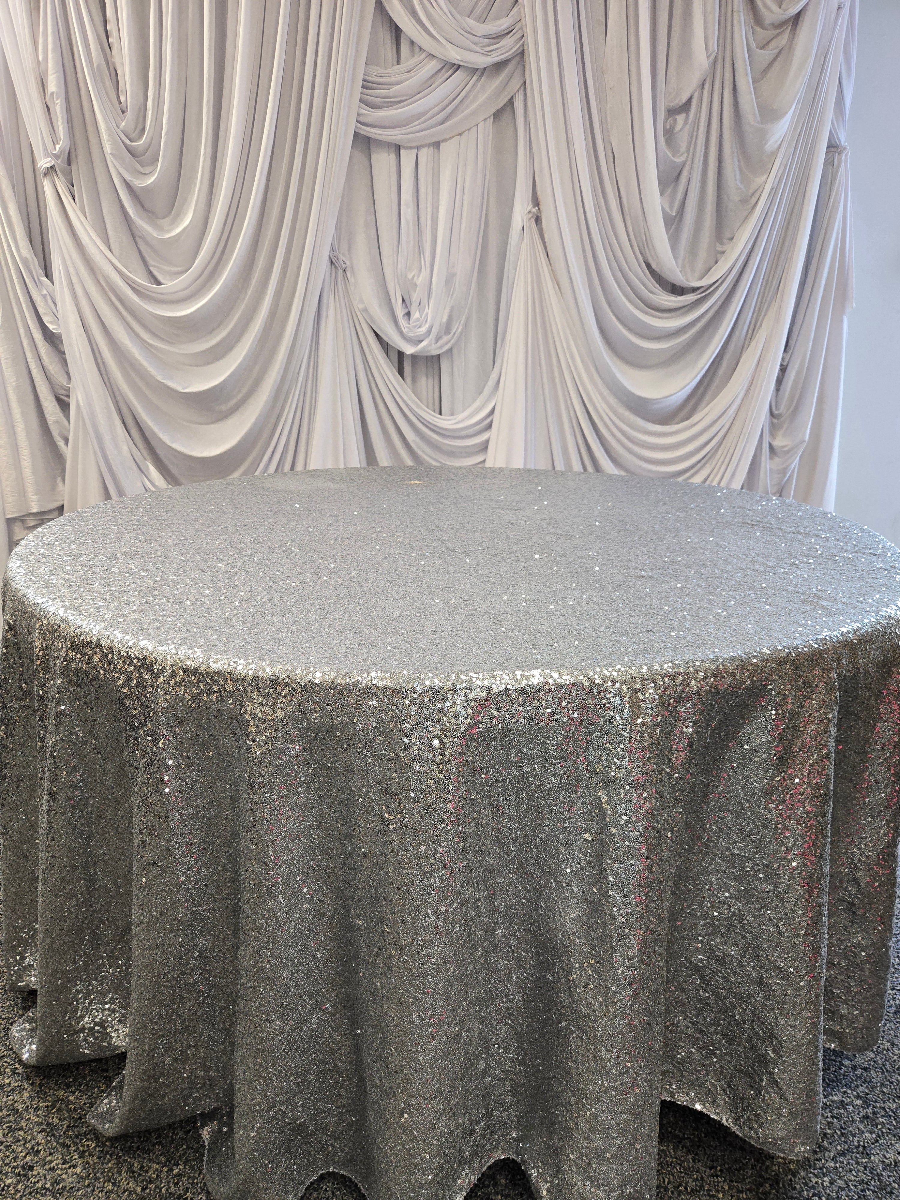 Silver Sequence Round Tablecloth 120"