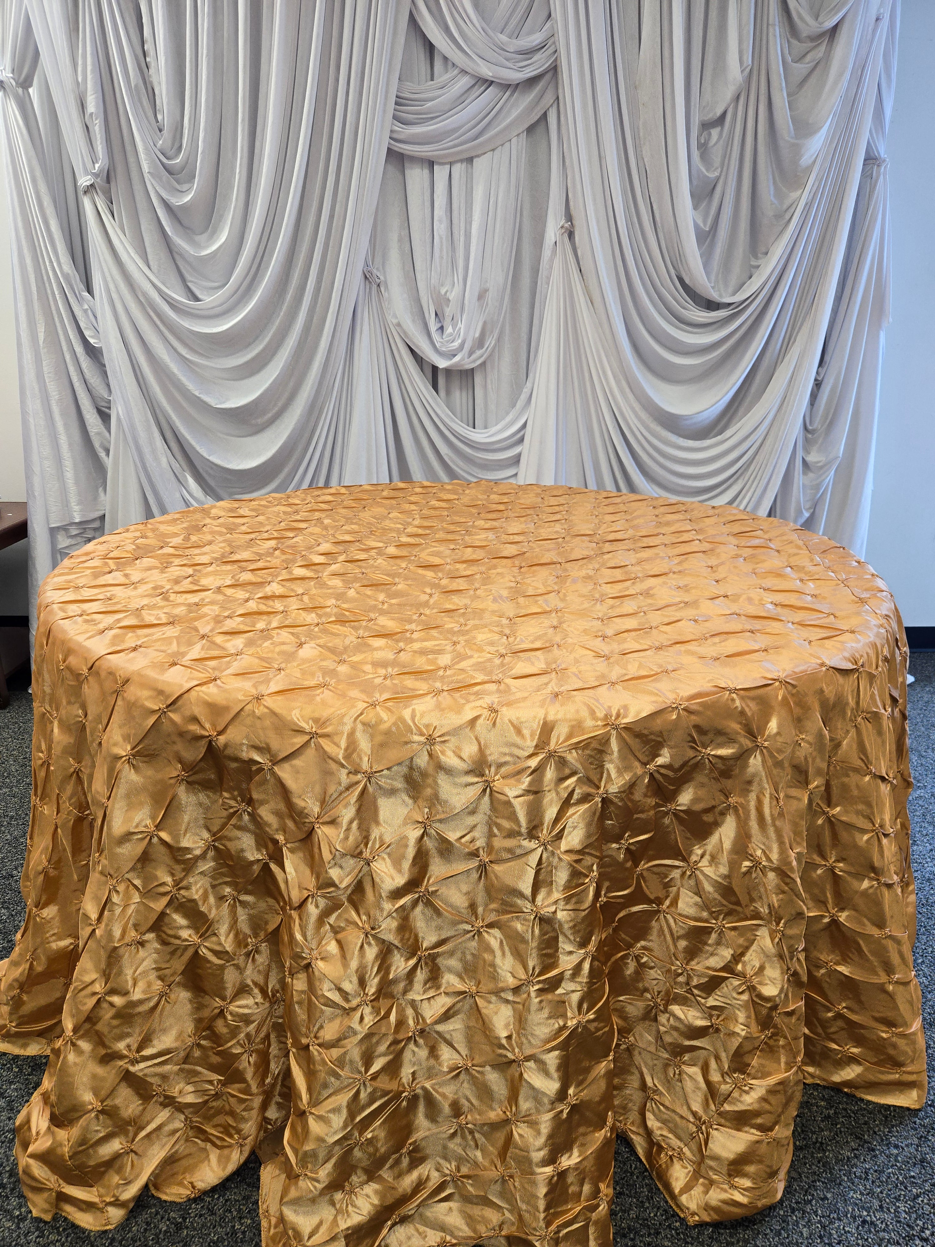 Gold Textured Round Tablecloth 120"