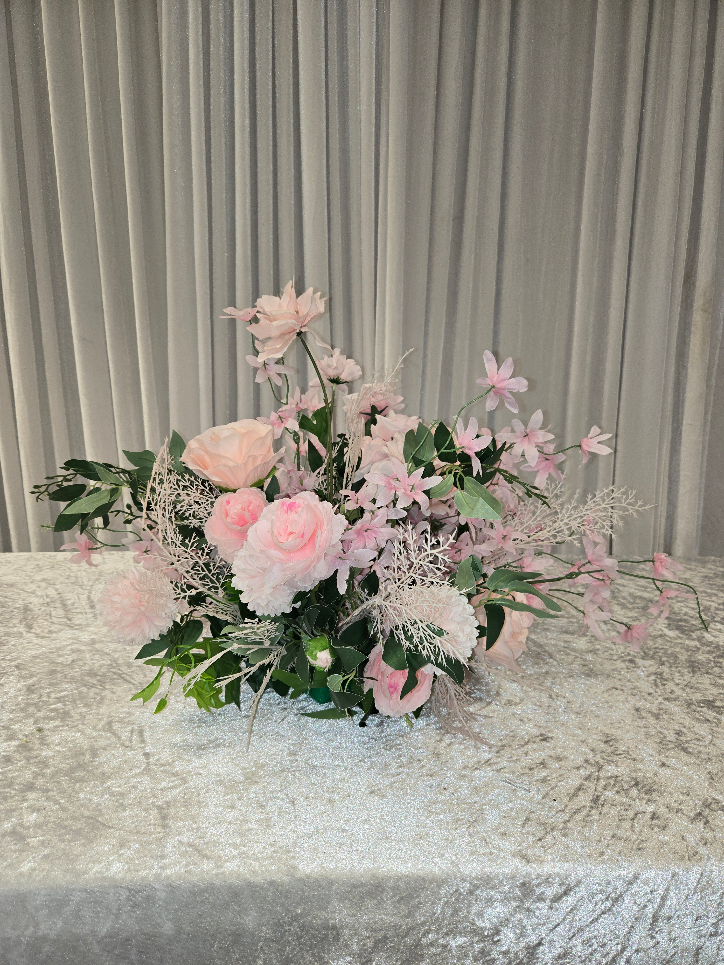 Light Pink Center piece