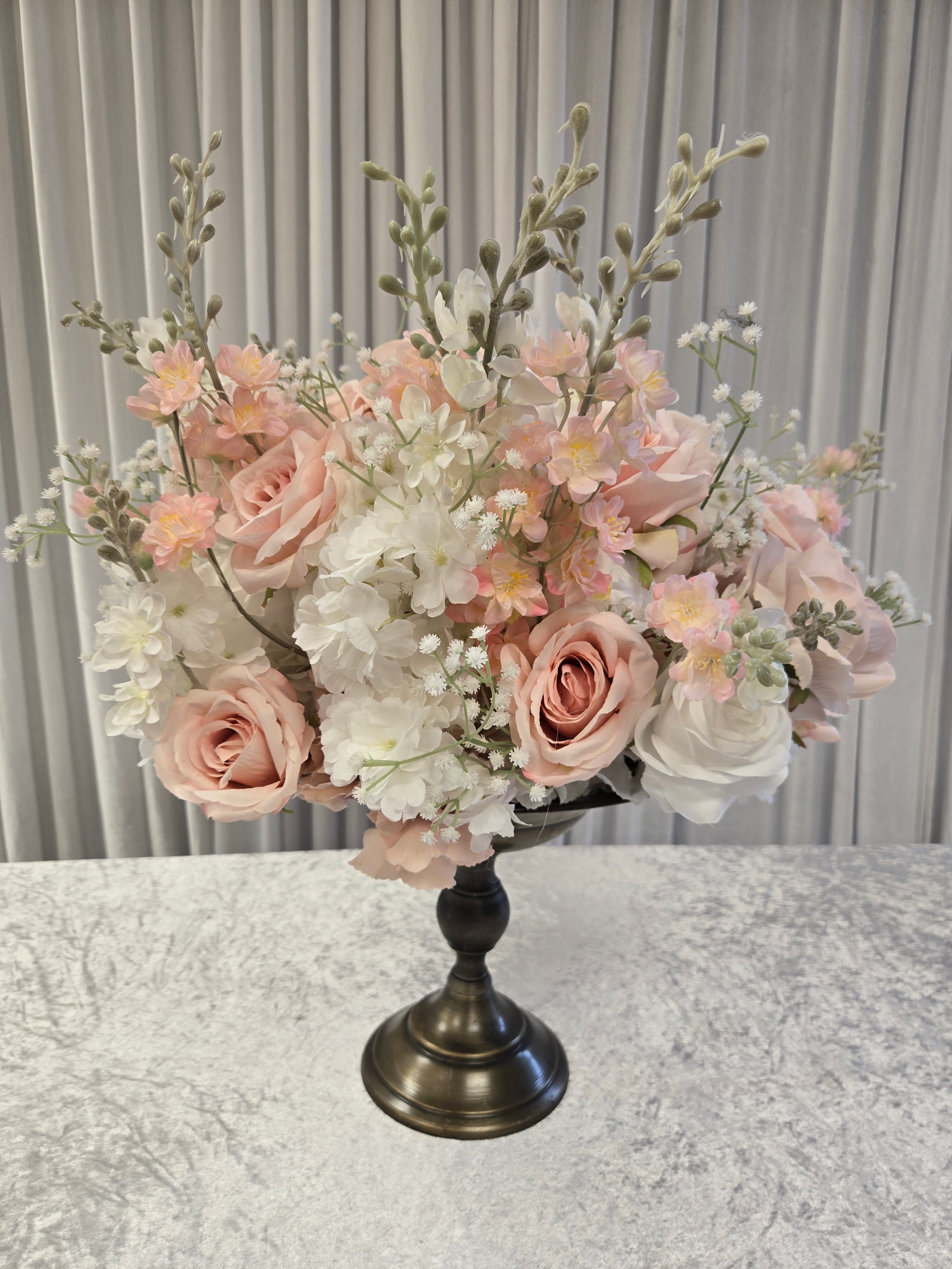 Light Pink Center Piece