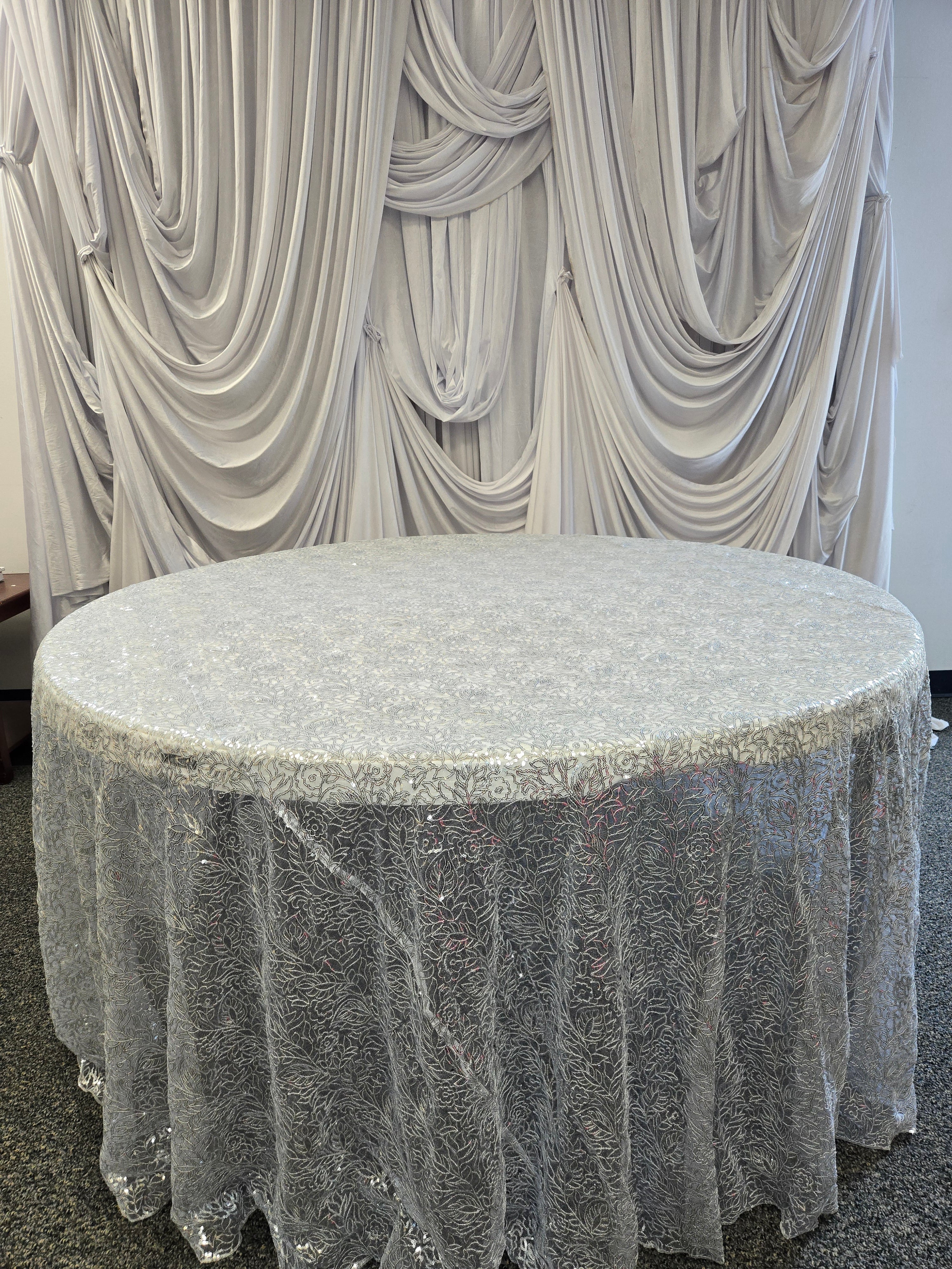 Silver Sequence Net Table Cover
